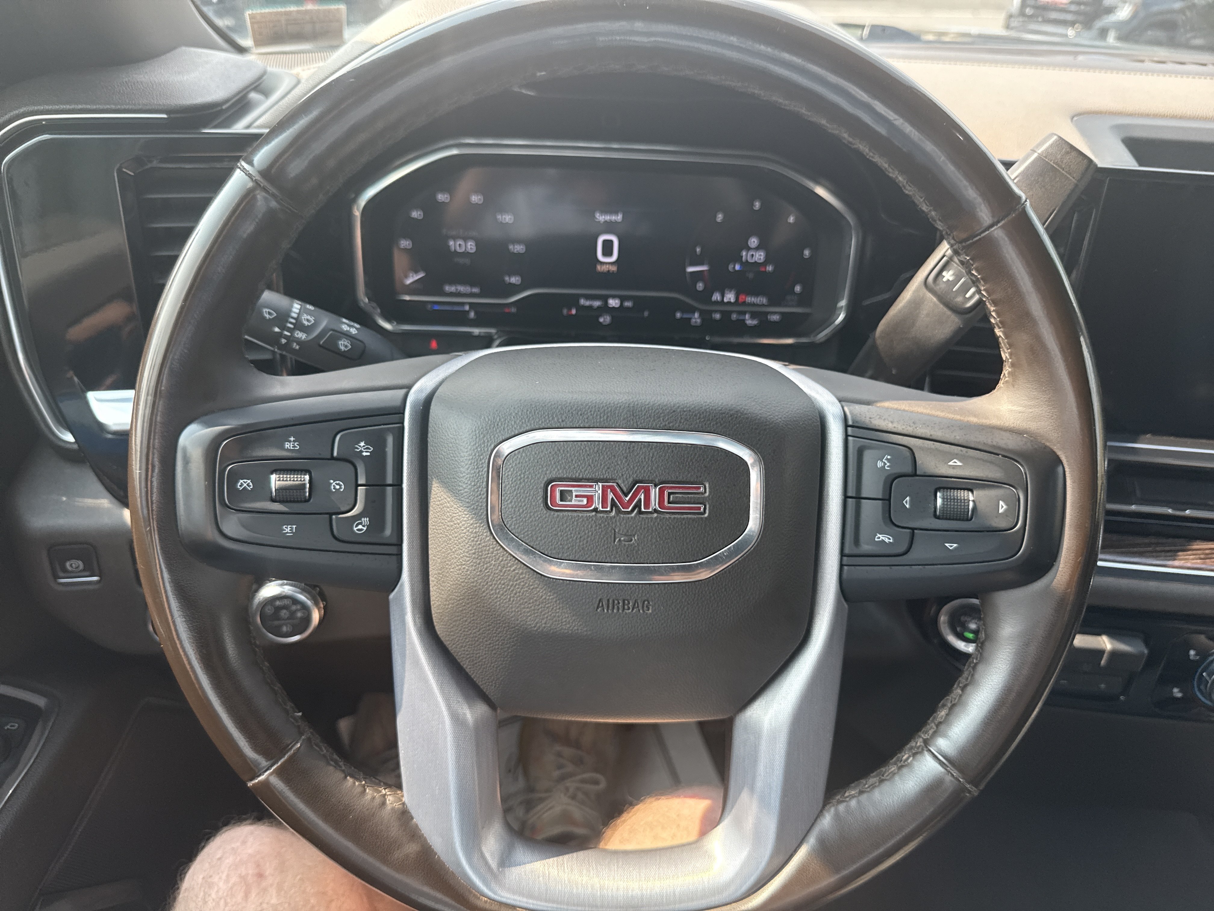 Used 2024 GMC Sierra 2500 SLE w/ SLE Convenience Package AWD/4WD image 18