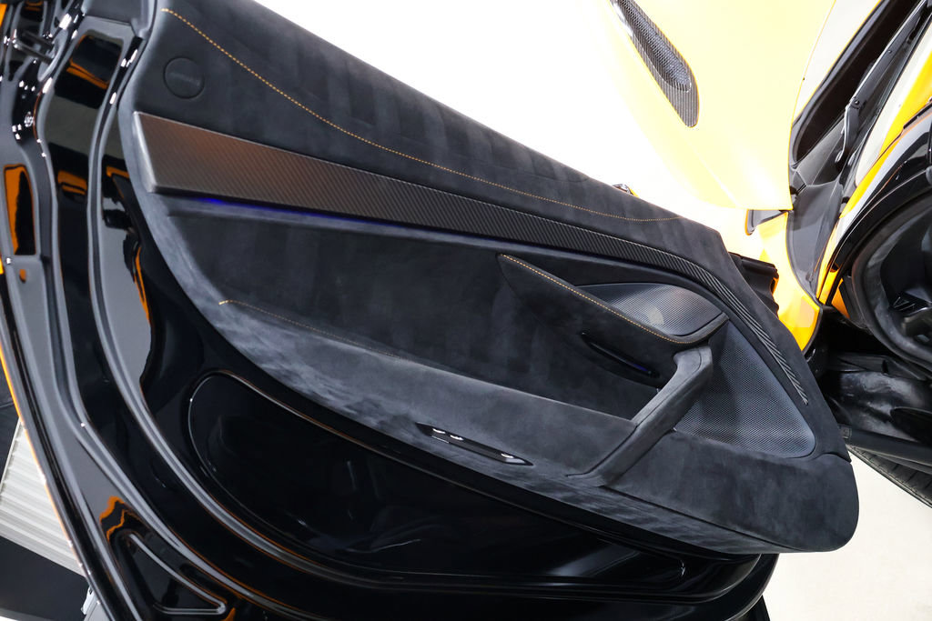 Used 2022 McLaren 765LT image 47