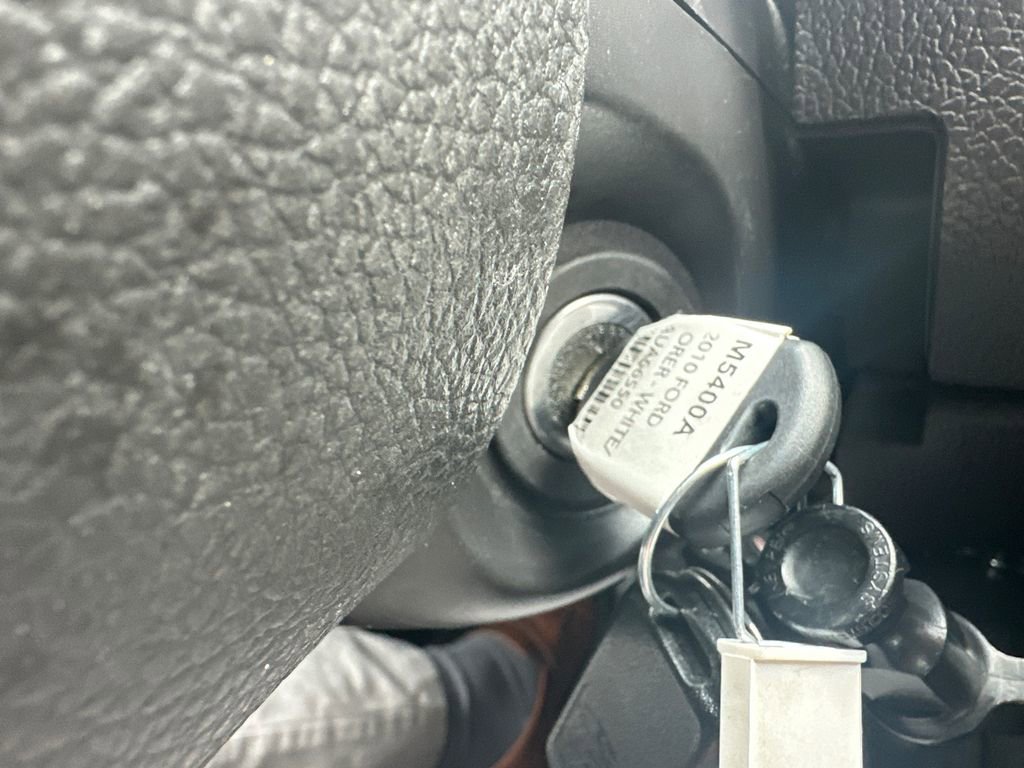 Used 2010 Ford Explorer Limited image 16