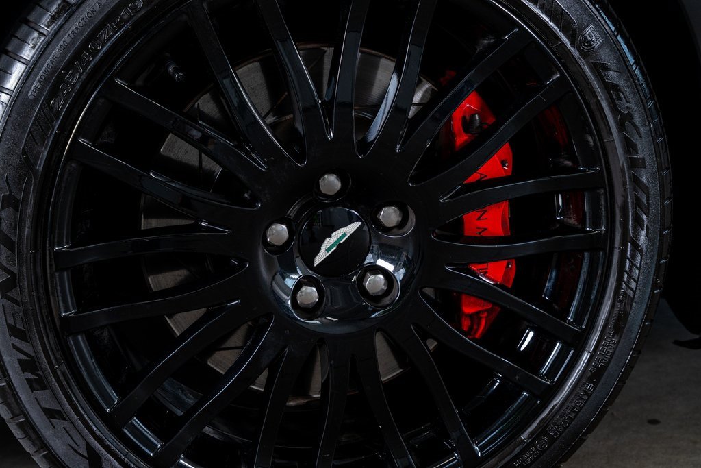 Used 2011 Aston Martin DB9 Coupe image 10