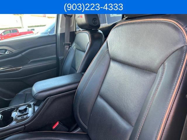 Used 2023 GMC Acadia AT4 w/ Technology Package AWD/4WD image 39