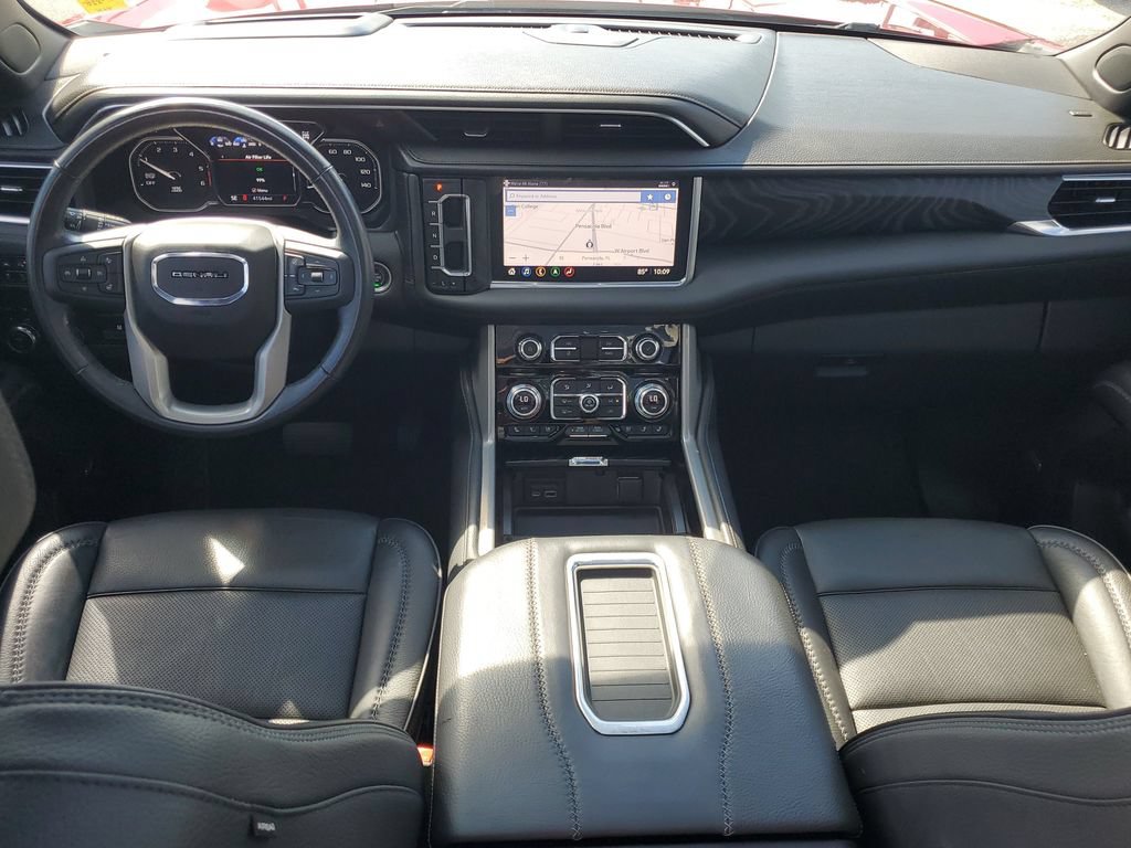 Used 2021 GMC Yukon XL Denali w/ Denali Ultimate Package AWD/4WD image 31