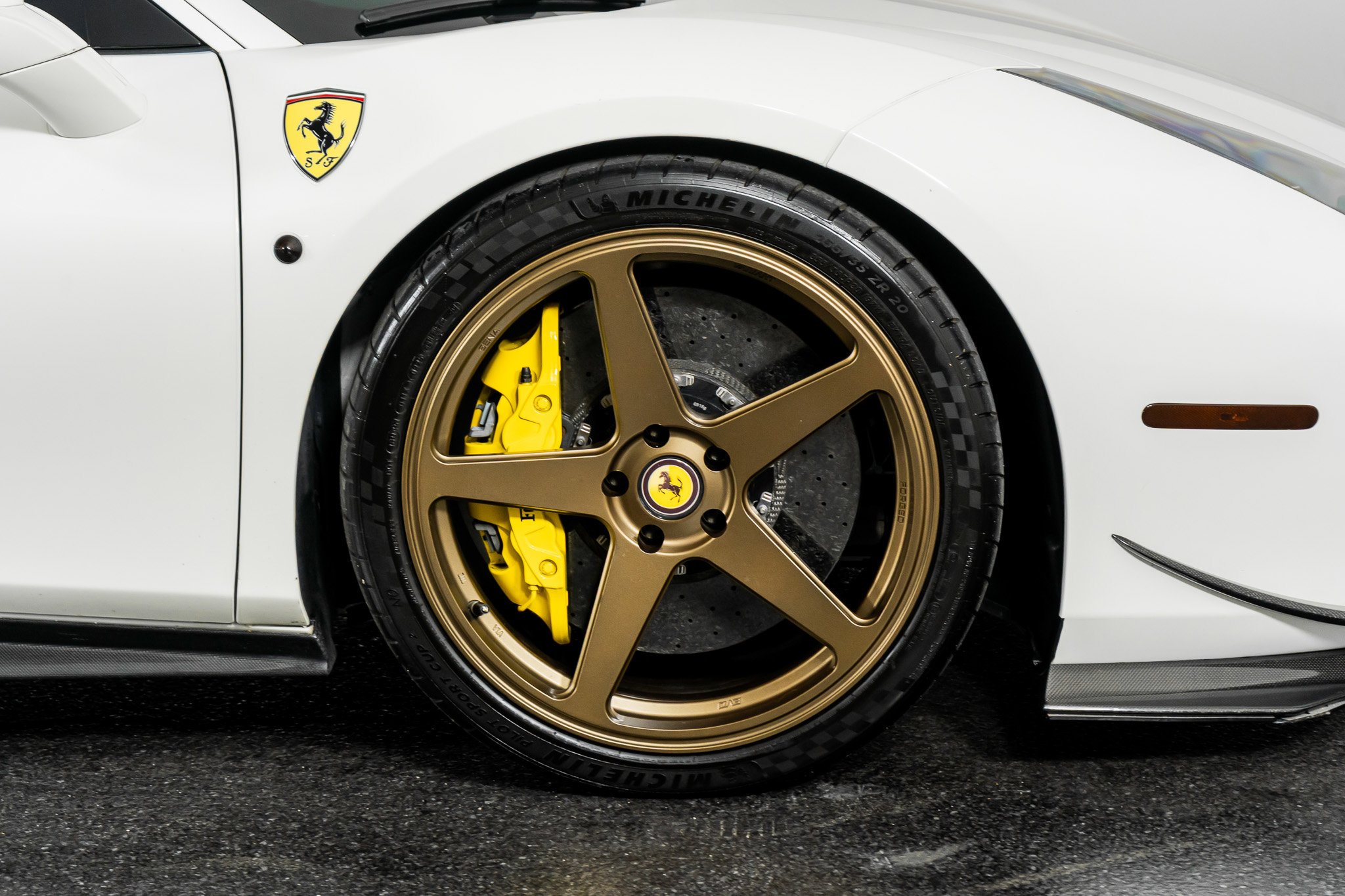 Used 2016 Ferrari 488 GTB image 7