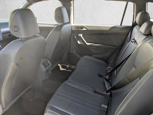 Used 2023 Volkswagen Tiguan SE R-Line AWD/4WD image 18