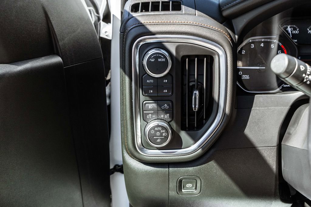 Used 2021 GMC Sierra 1500 AT4 AWD/4WD image 18