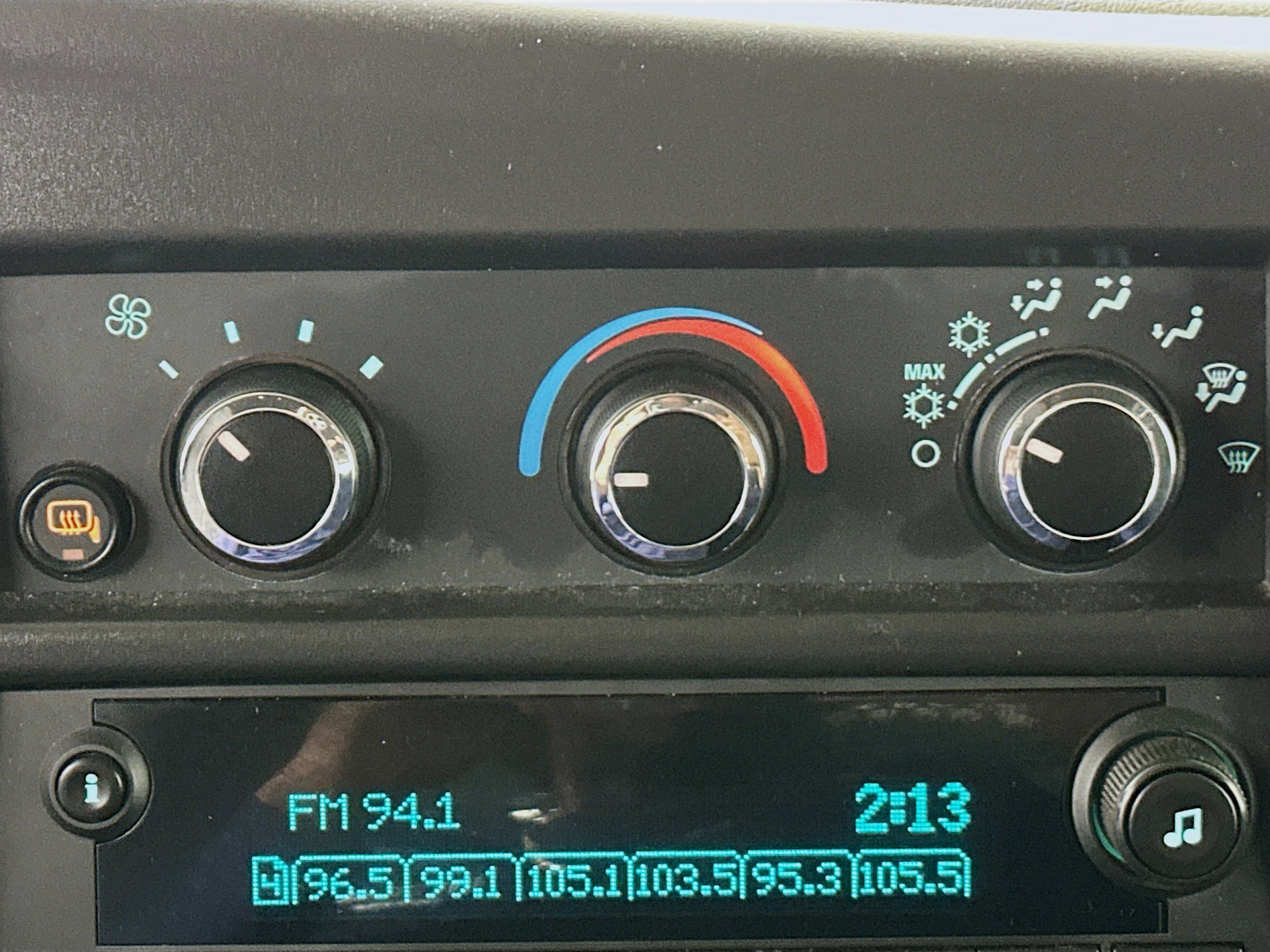 Used 2024 GMC Savana 2500 w/ Driver Convenience Package image 20