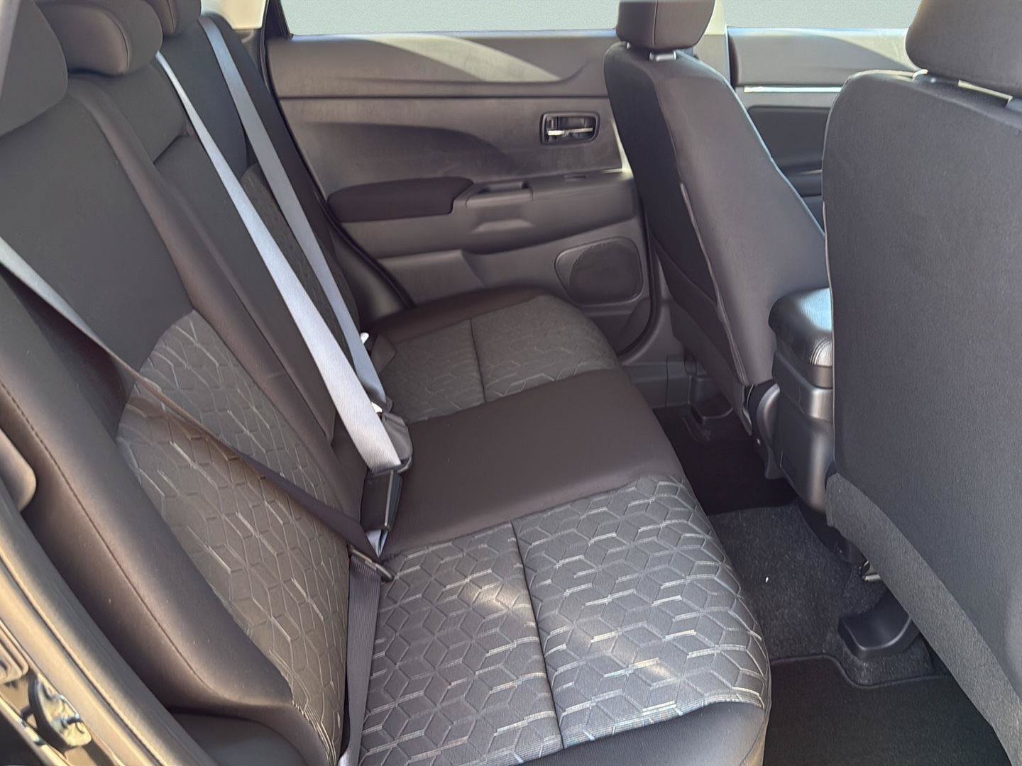 New 2027 Mitsubishi Outlander Sport FWD image 25