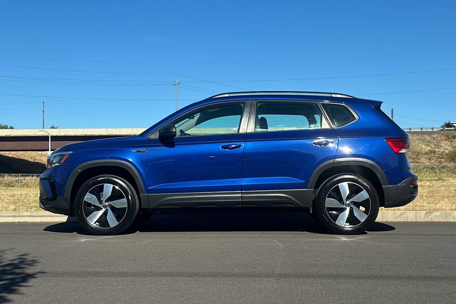 Used 2024 Volkswagen Taos S AWD/4WD image 6