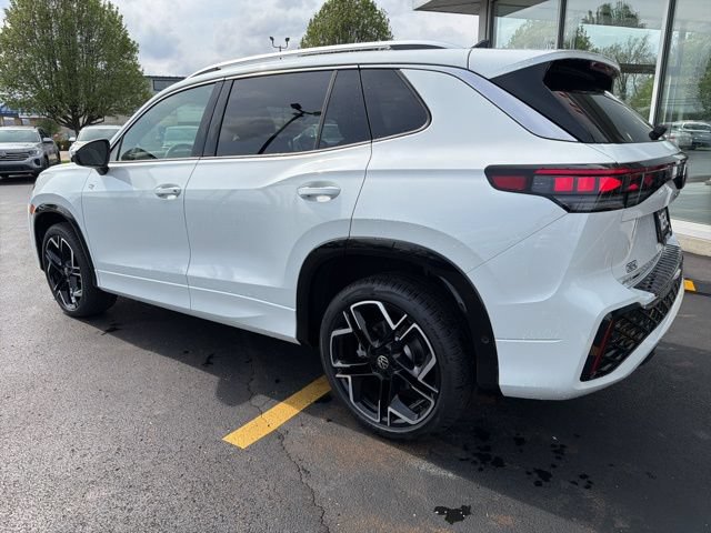 New 2026 Volkswagen Tiguan SEL R-Line AWD/4WD image 4