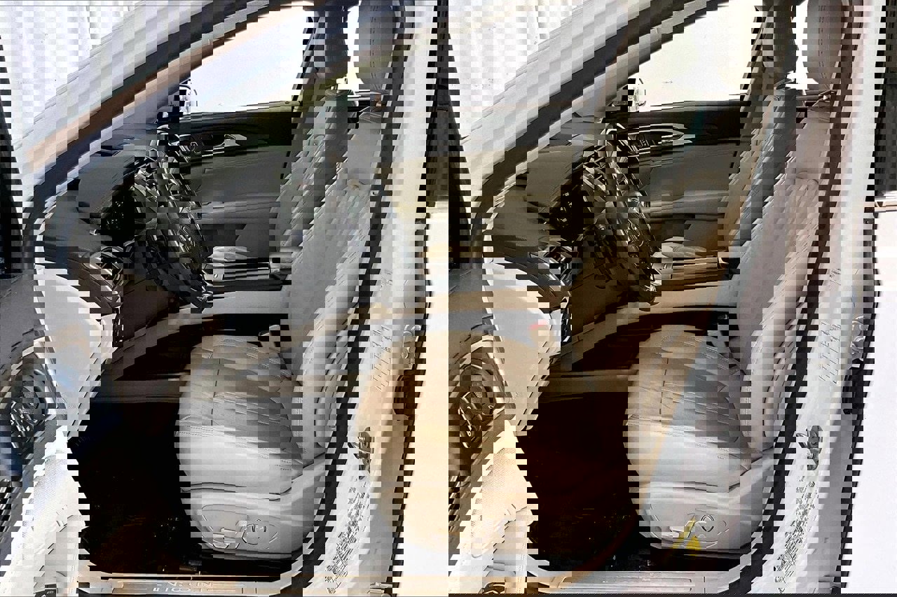 Used 2020 Lincoln MKZ Reserve w/ Monochromatic Package image 15