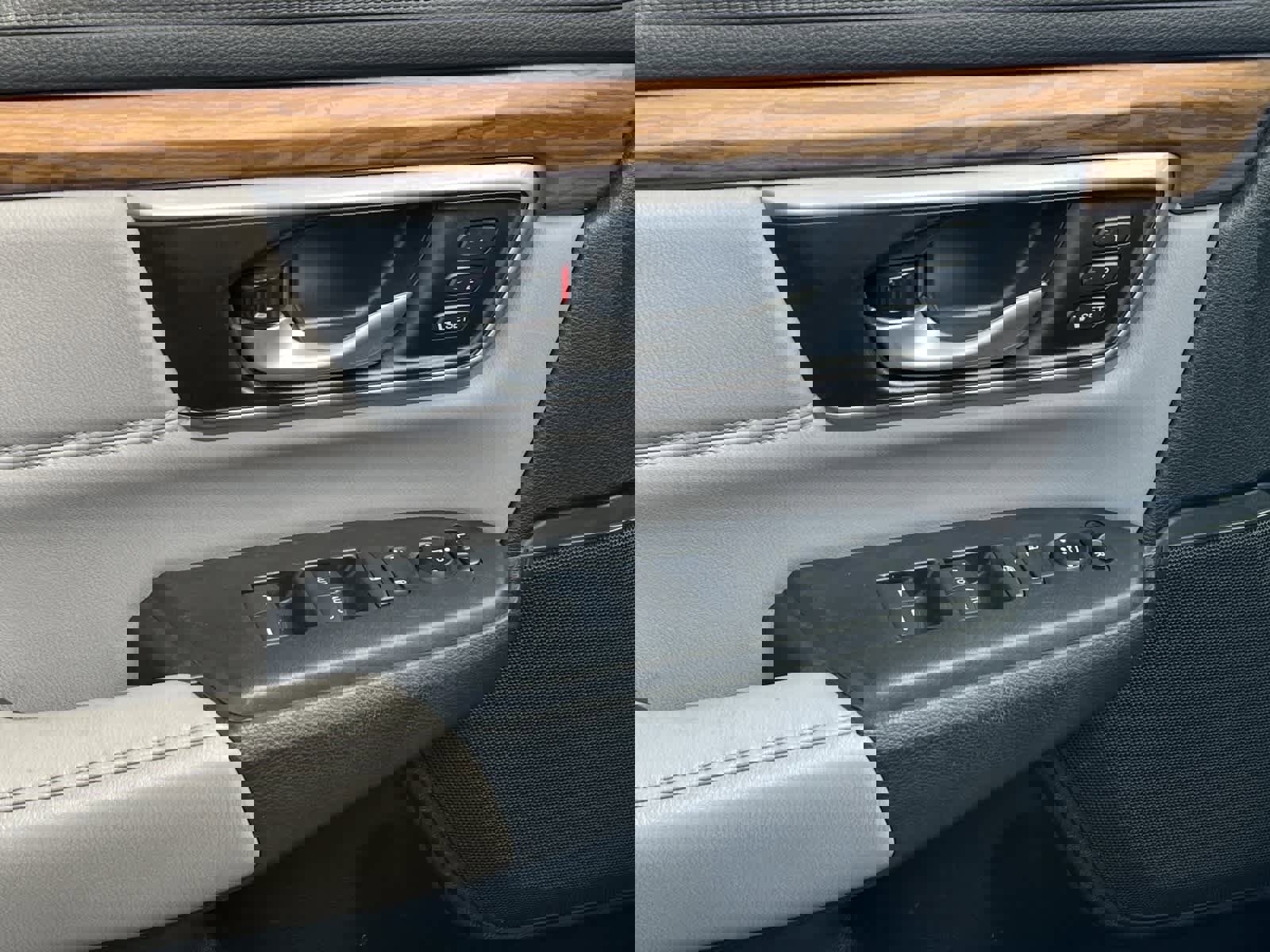 Used 2017 Honda CR-V EX-L image 13