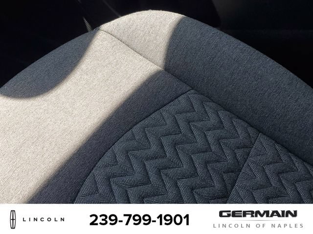Used 2023 Chevrolet Equinox LT FWD image 29