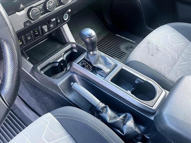 Used 2022 Toyota Tacoma TRD Sport w/ Technology Package RWD image 15