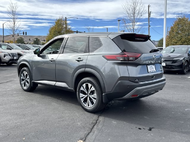 Used 2021 Nissan Rogue SV AWD/4WD image 6
