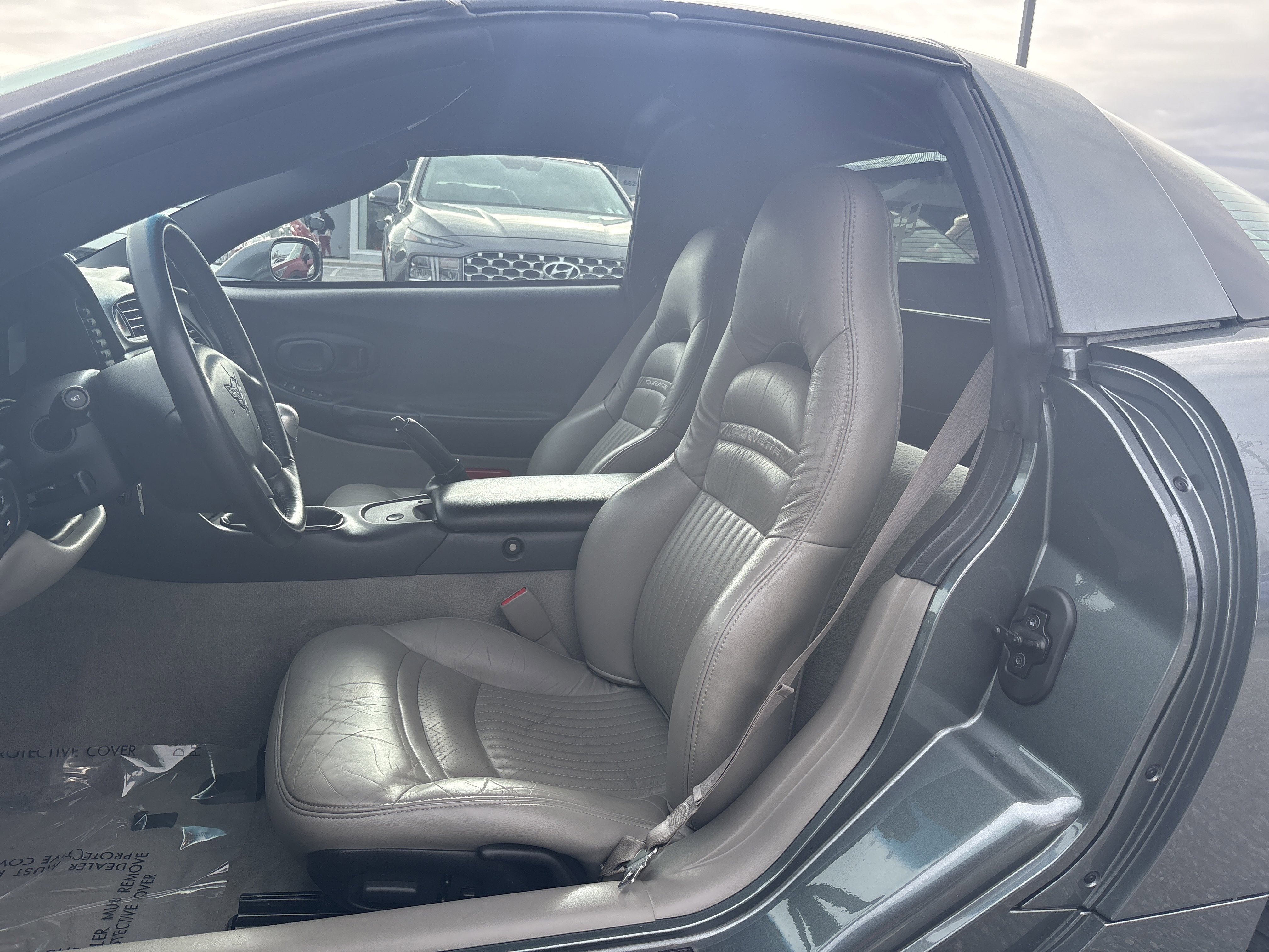 Used 2004 Chevrolet Corvette Base image 14