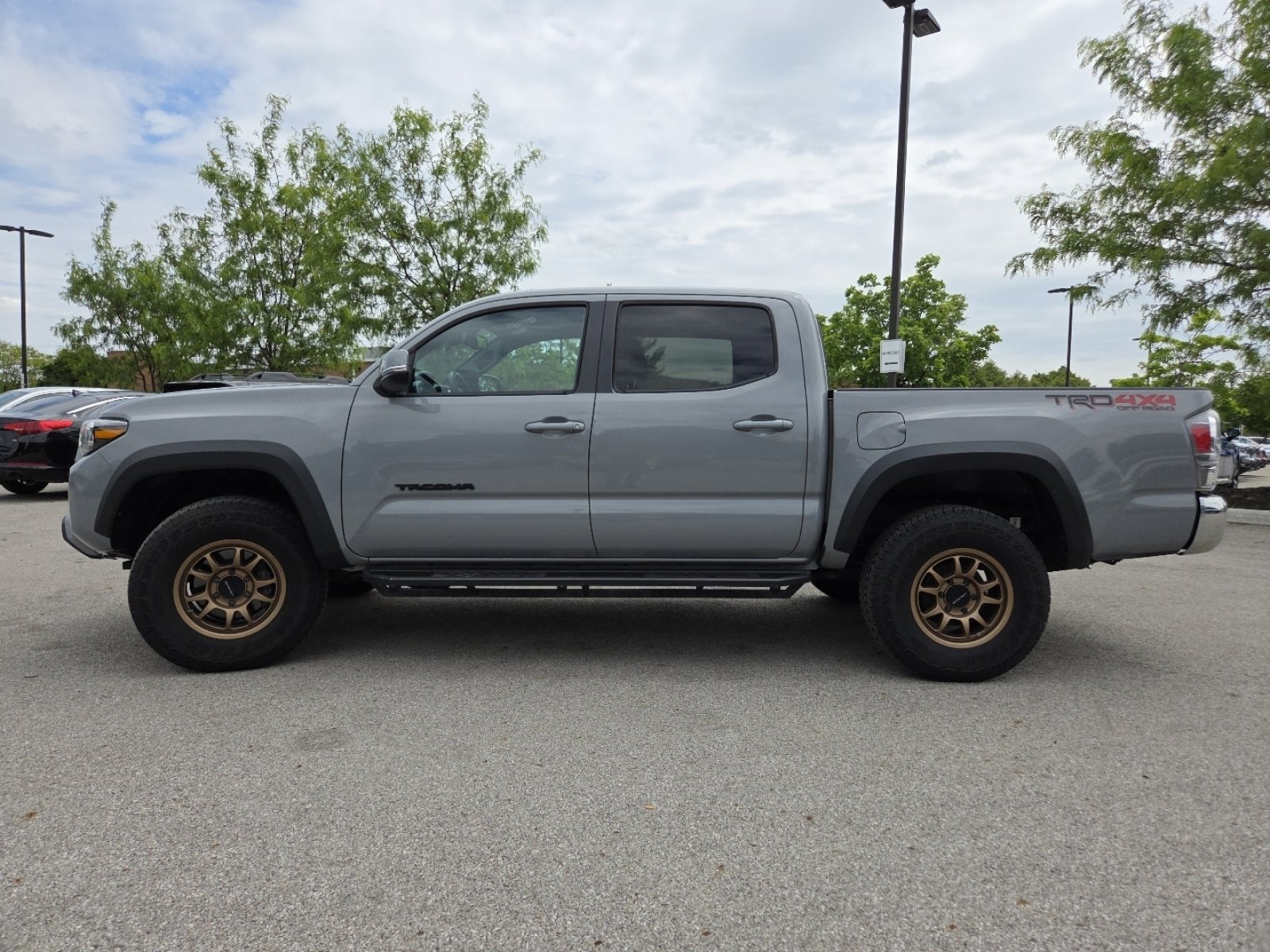 Used 2021 Toyota Tacoma TRD Off-Road AWD/4WD image 20