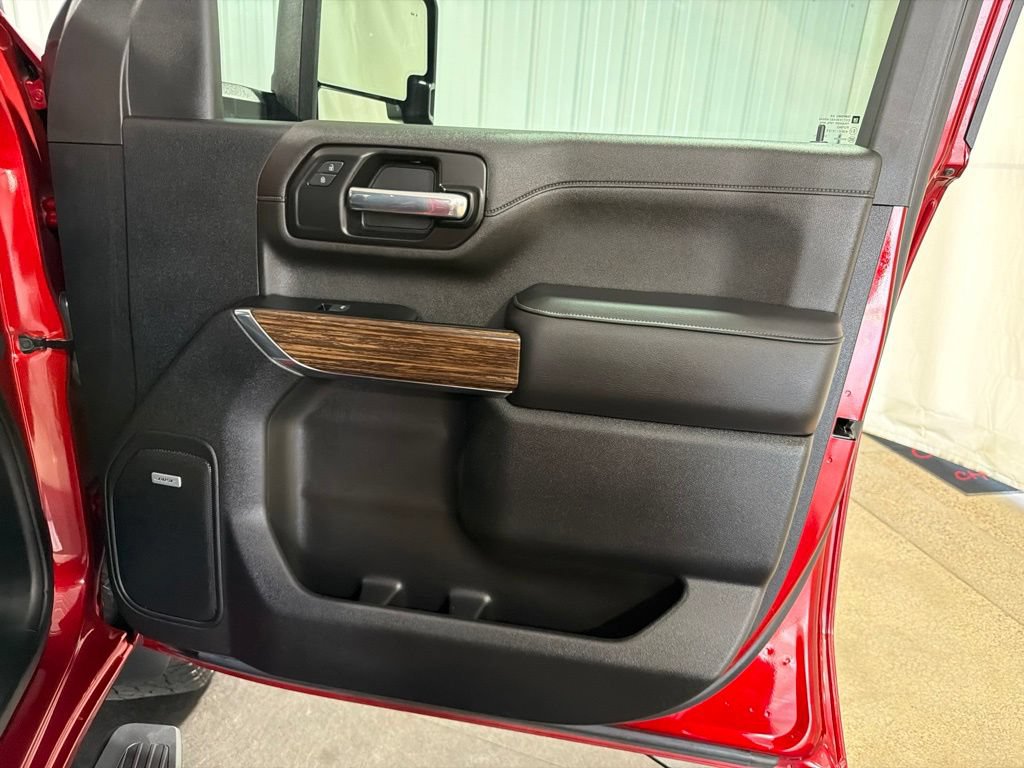 Certified 2022 Chevrolet Silverado 2500 High Country w/ Technology Package AWD/4WD image 23