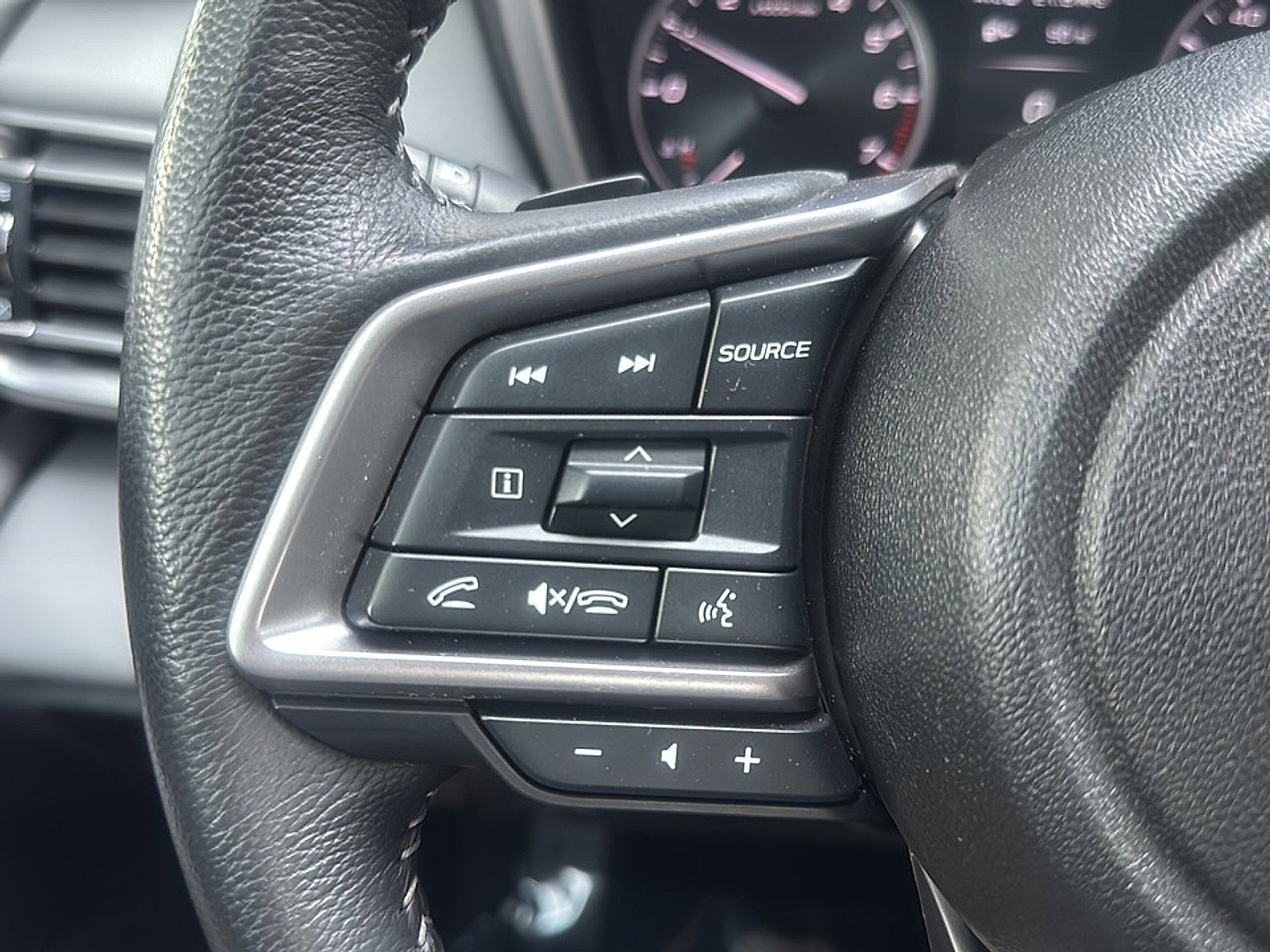 Certified 2024 Subaru Legacy Limited AWD/4WD image 31