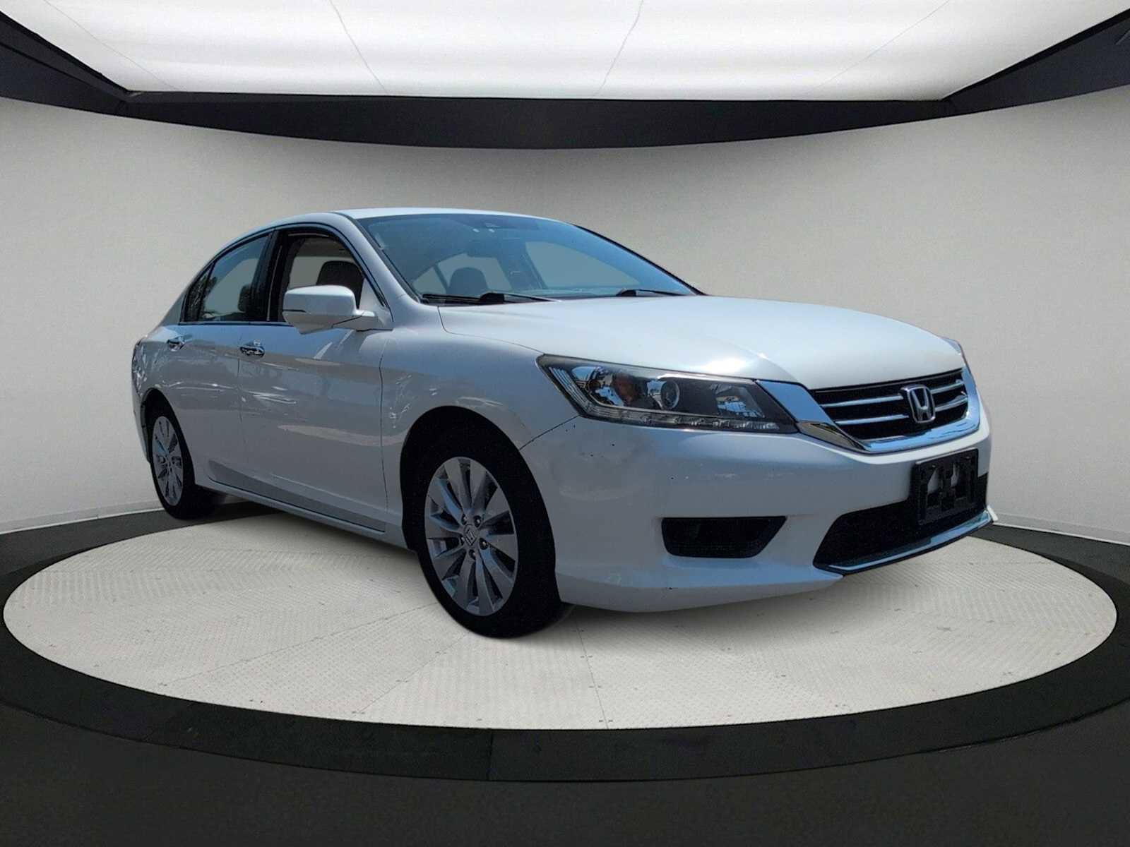 Used 2015 Honda Accord EX-L image 2