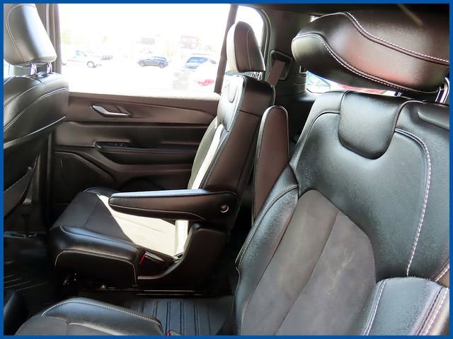 Certified 2024 Jeep Grand Cherokee L Altitude AWD/4WD image 10