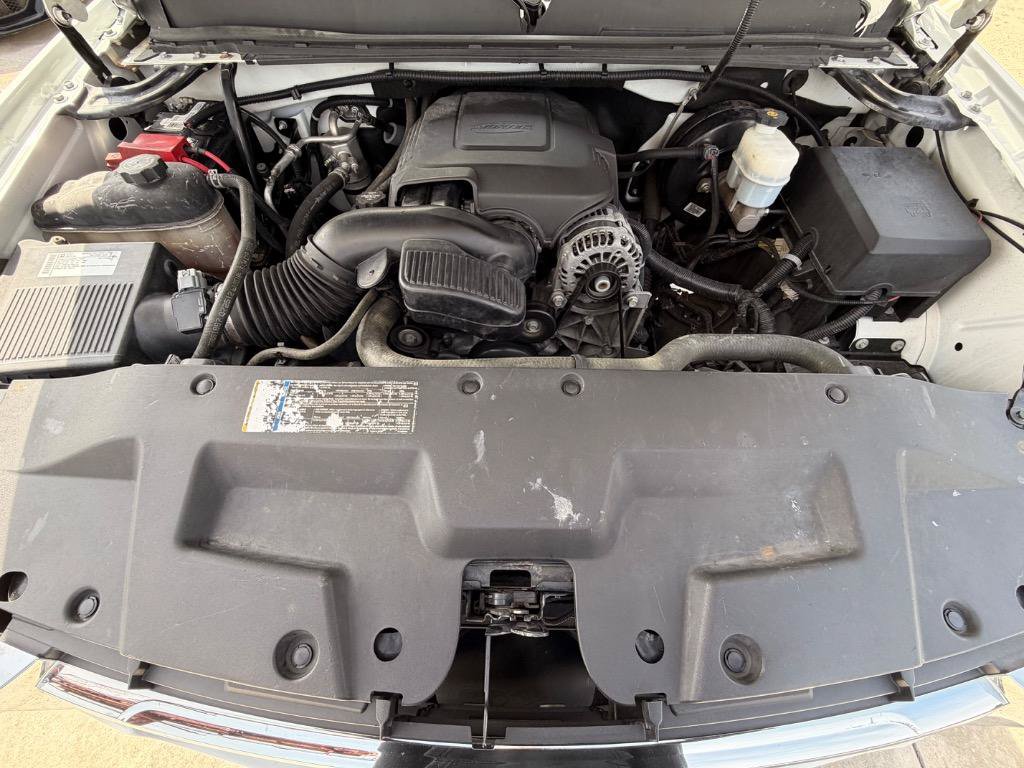 Used 2013 GMC Sierra 1500 SLT w/ SLT Convenience Package AWD/4WD image 8