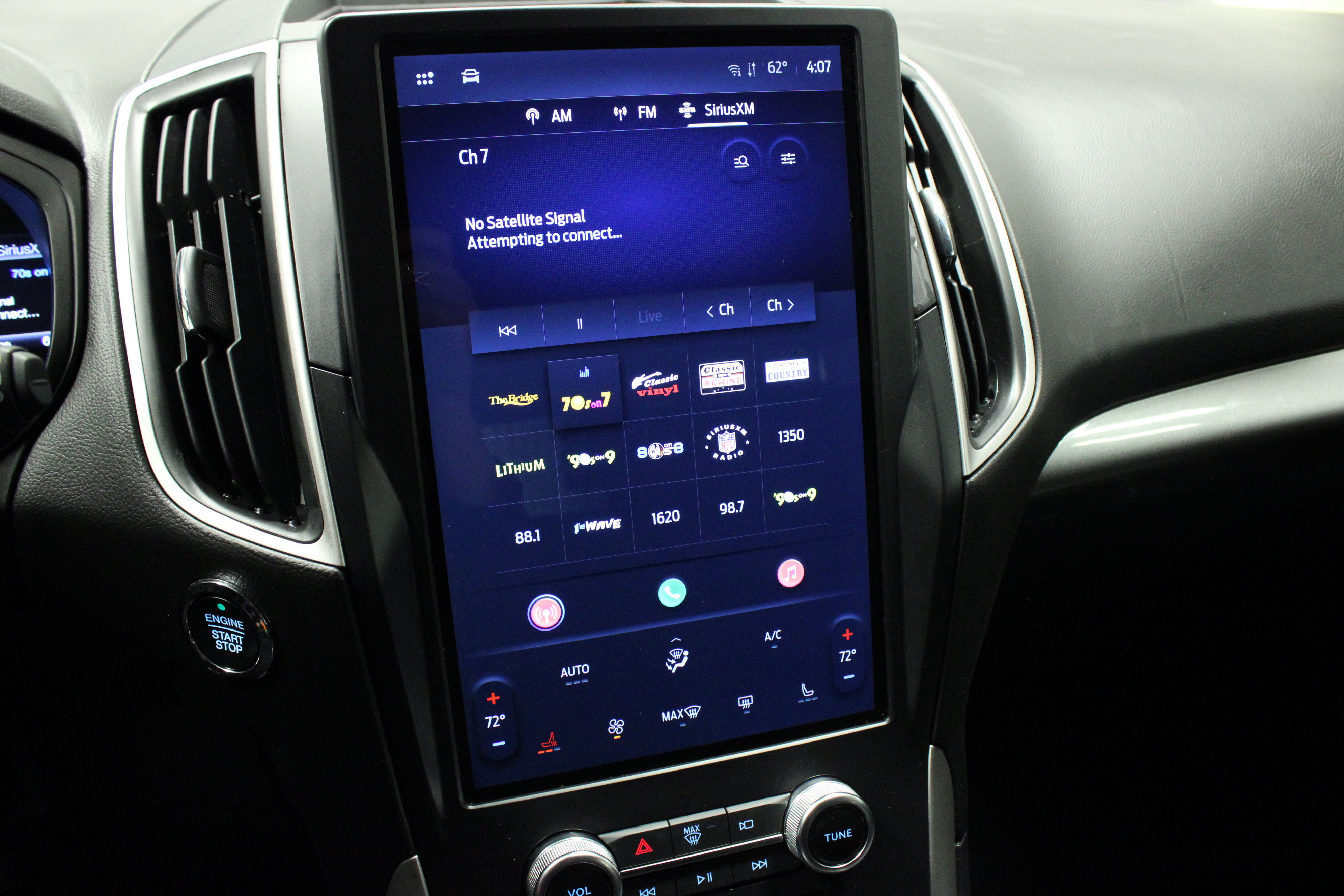 Used 2024 Ford Edge SEL AWD/4WD image 23