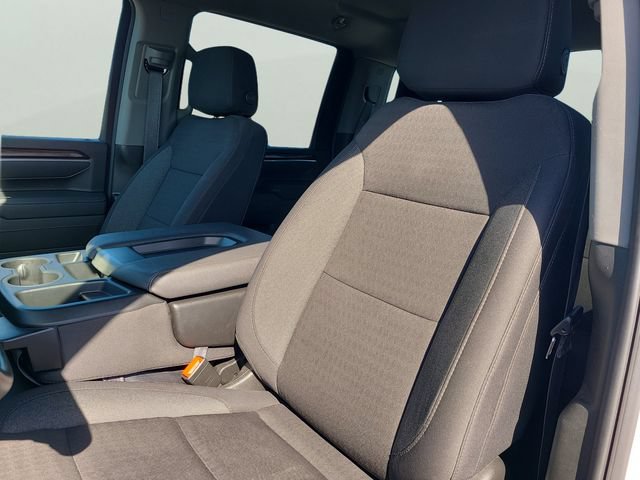Used 2025 Chevrolet Silverado 2500 LT w/ Convenience Package AWD/4WD image 23