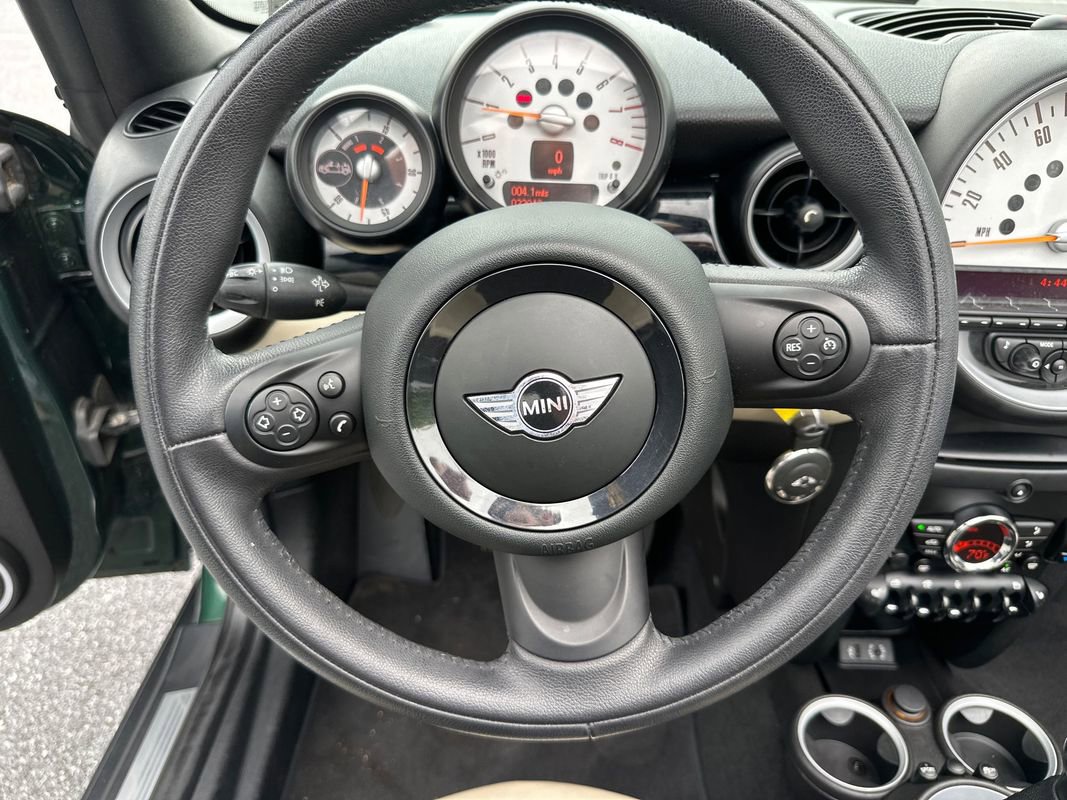 Used 2014 MINI Cooper Convertible FWD image 31