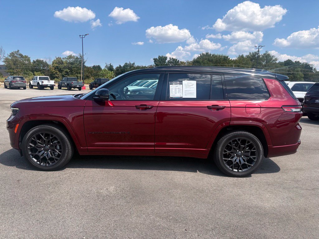 Used 2024 Jeep Grand Cherokee L Summit AWD/4WD image 4