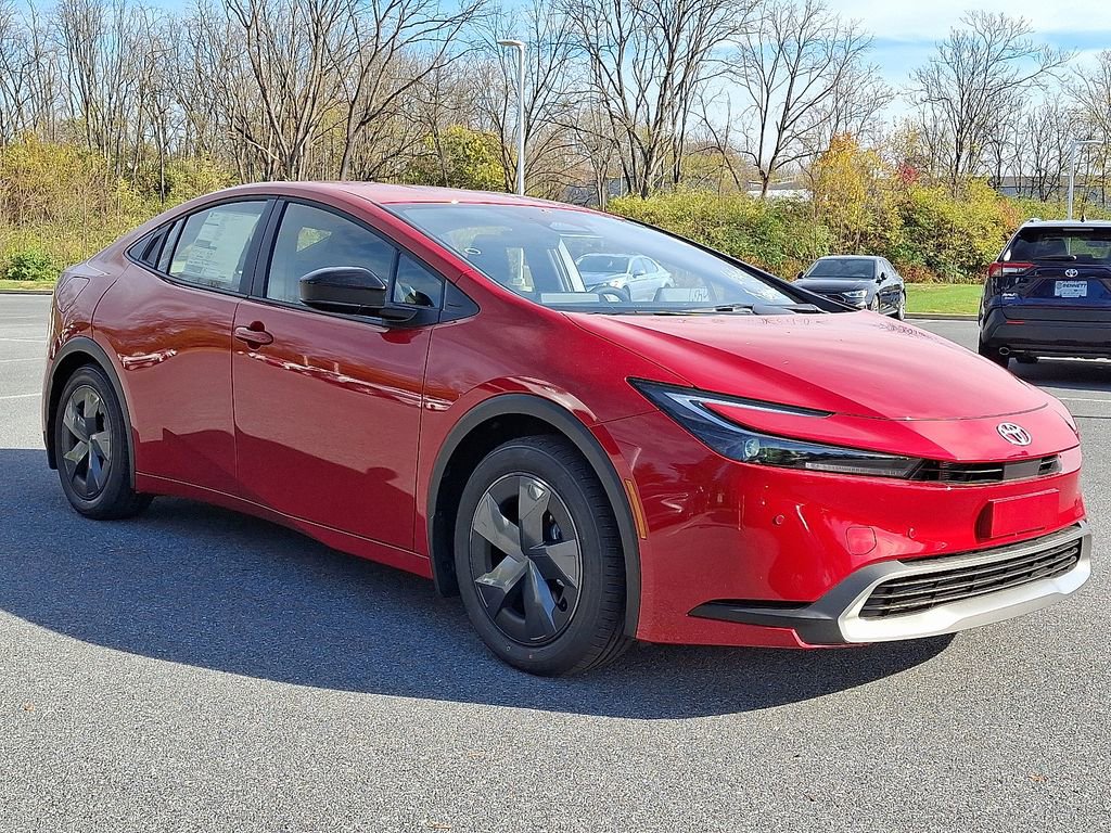 New 2026 Toyota Prius Plug-In Hybrid image 3
