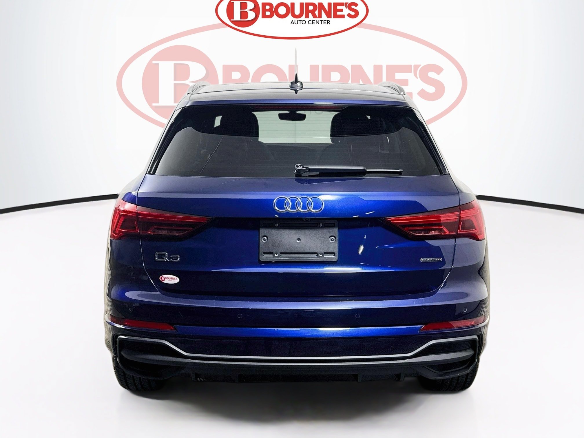Used 2025 Audi Q3 2.0T Premium AWD/4WD image 9