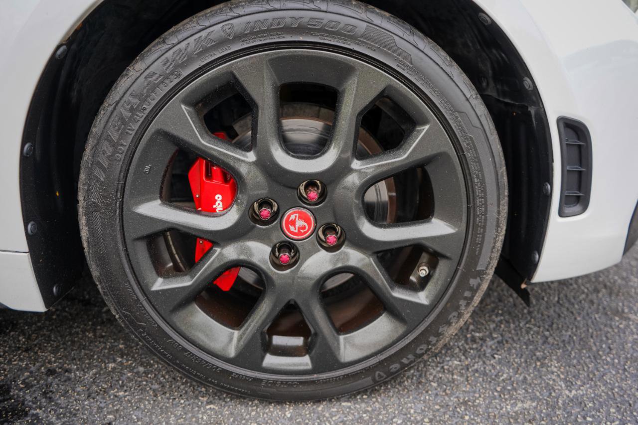 Used 2018 FIAT 124 Spider Abarth w/ Convenience Group image 8