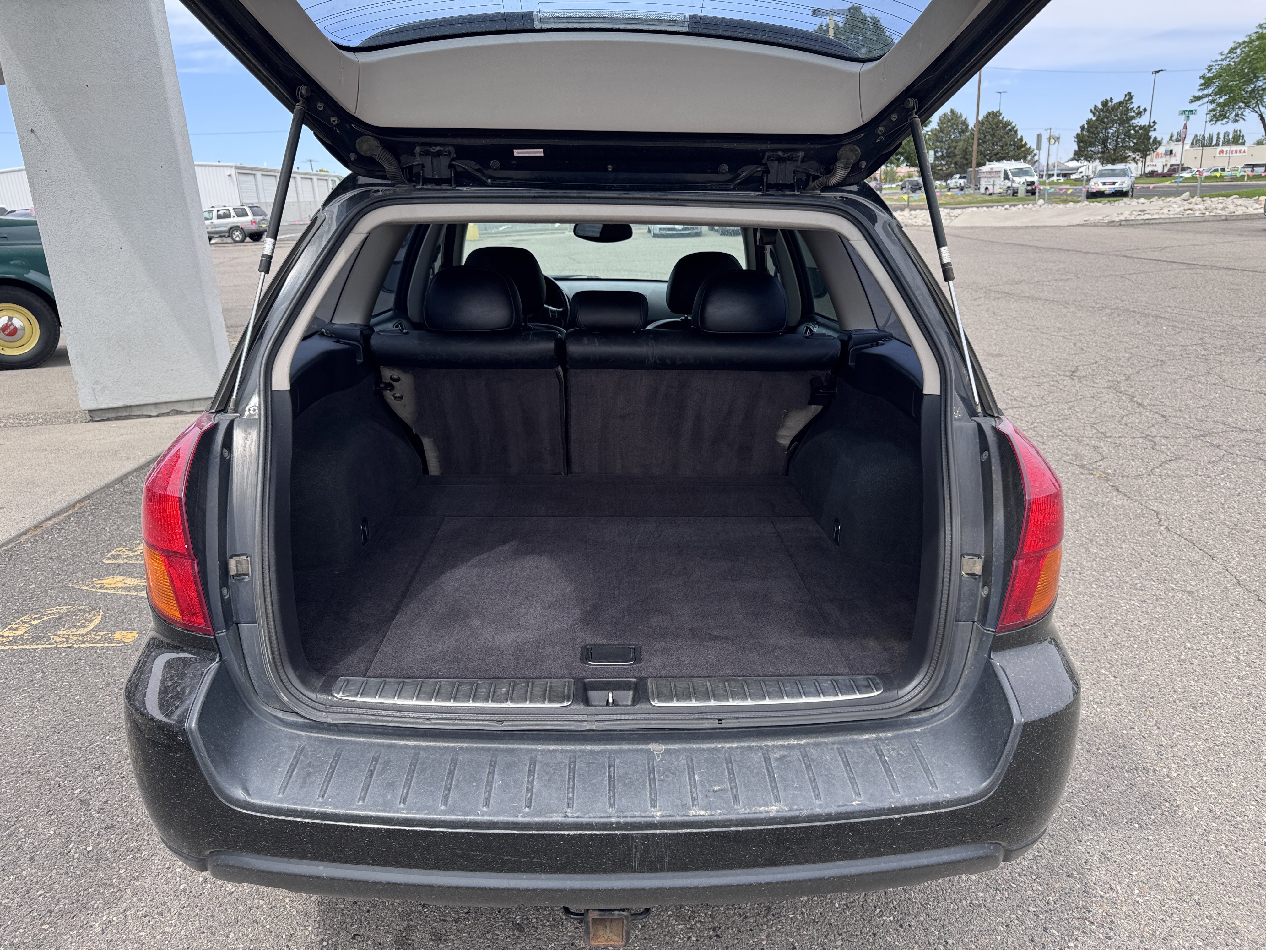 Used 2005 Subaru Outback 2.5XT Limited AWD/4WD image 53