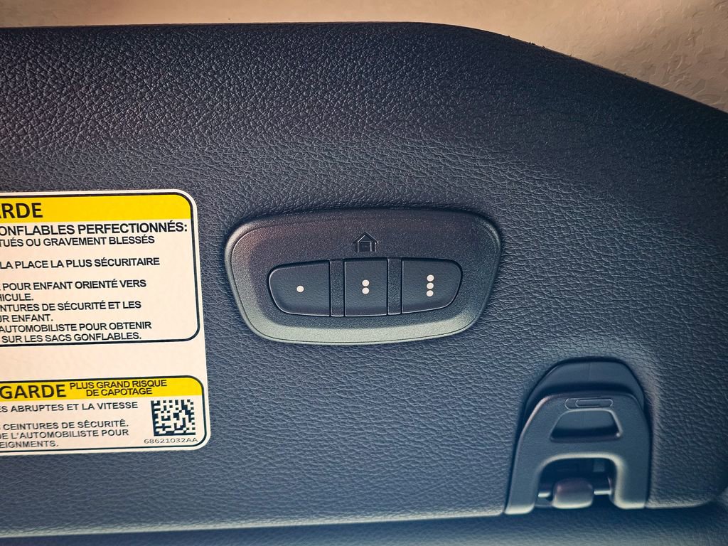 New 2026 Jeep Gladiator Sahara image 28