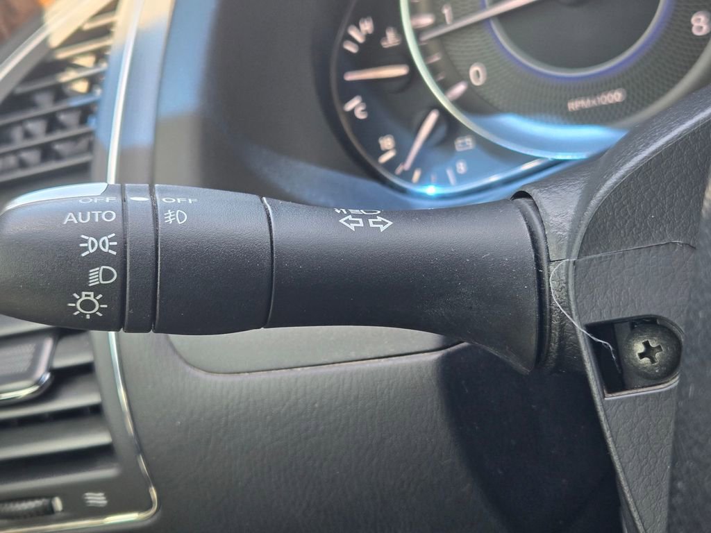 Used 2015 INFINITI QX80 Luxe w/ 22" Wheel Package AWD/4WD image 22