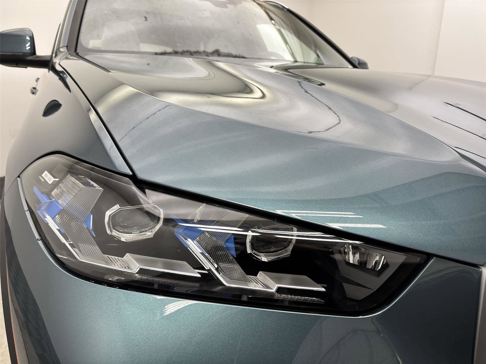 New 2026 BMW X5 xDrive50e w/ Climate Comfort Package image 18