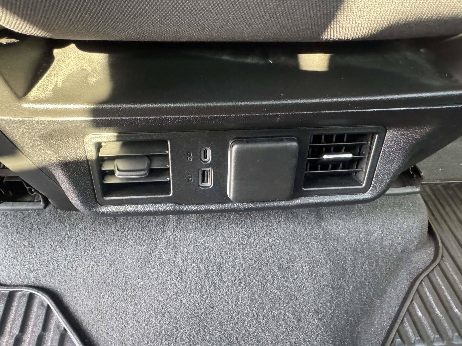 Used 2024 GMC Sierra 3500 SLE w/ SLE Value Package AWD/4WD image 23