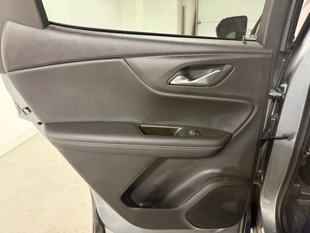 Used 2024 Chevrolet Blazer LT w/ Convenience Package FWD image 23
