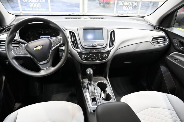 Used 2018 Chevrolet Equinox LS image 12
