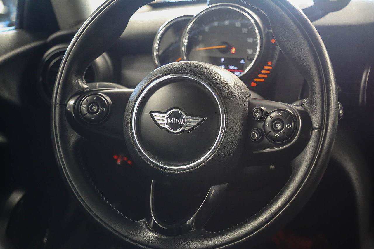 Used 2016 MINI Cooper 2-Door Hardtop FWD image 15