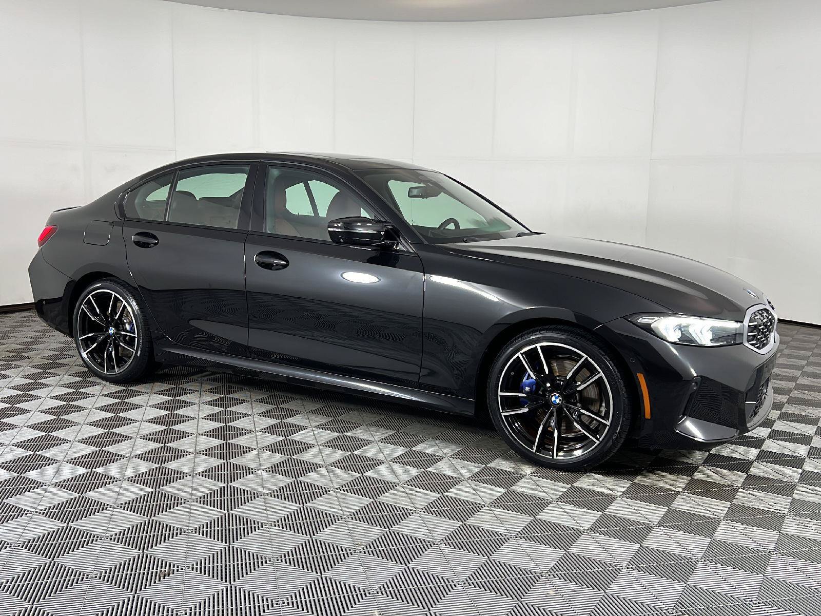 Used 2023 BMW M340i xDrive AWD/4WD image 3