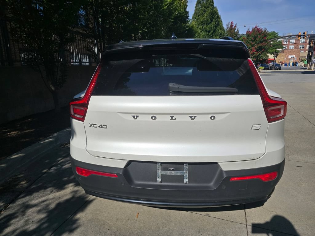 Certified 2023 Volvo XC40 Recharge Plus w/ Protection Package Premier AWD/4WD image 6