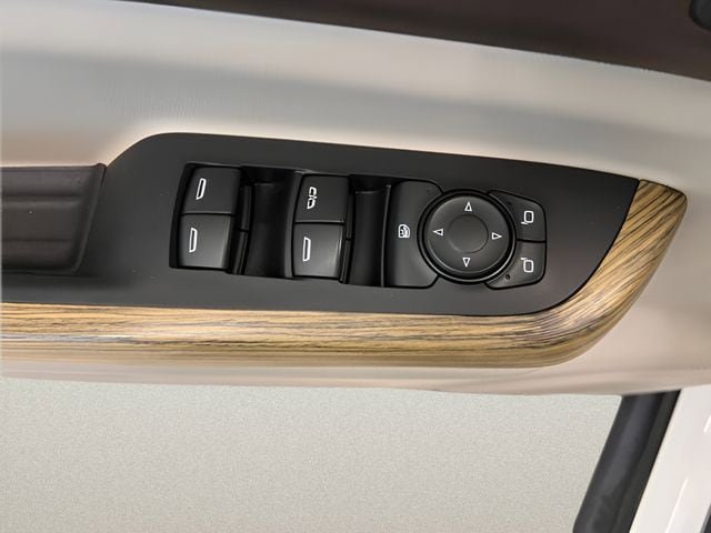 Used 2017 GMC Acadia Denali w/ Technology Package image 20