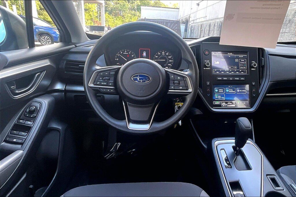 Certified 2025 Subaru Impreza 2.0i AWD/4WD image 7