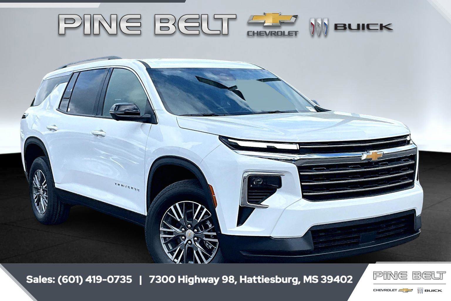 New 2026 Chevrolet Traverse LT w/ Driver Confidence Package image 1