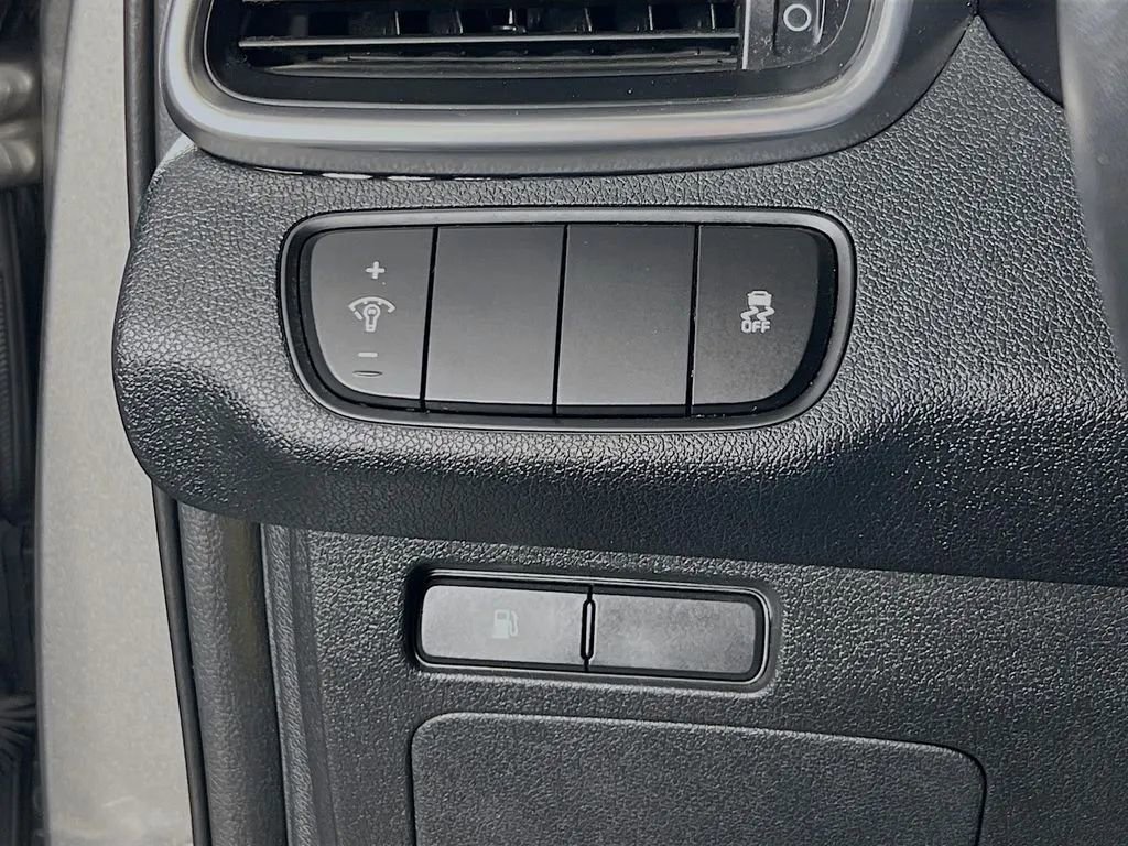 Used 2017 Kia Sorento EX image 11