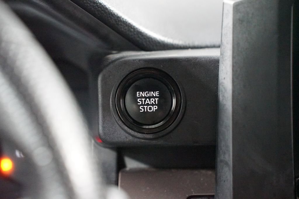 Certified 2024 Toyota Tacoma SR5 image 18