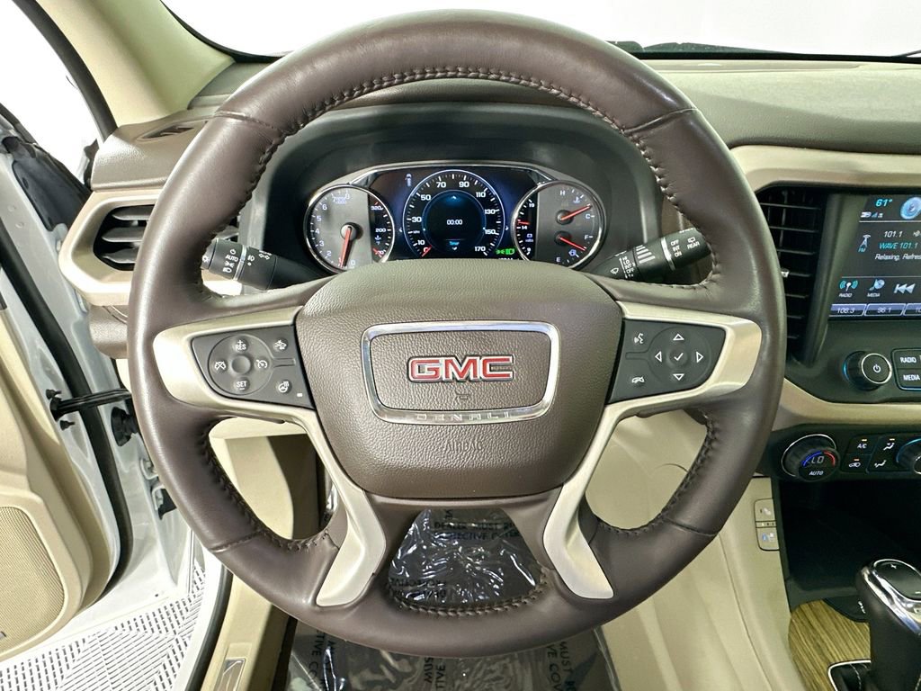 Used 2018 GMC Acadia Denali w/ Technology Package image 11