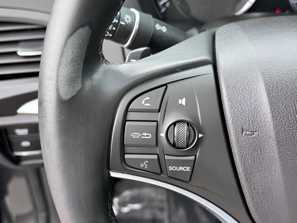 Used 2017 Acura MDX SH-AWD w/ Technology Package image 13