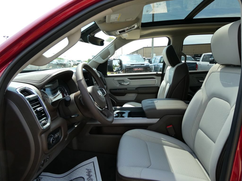 New 2026 RAM 1500 Laramie w/ Laramie Southwest Edition AWD/4WD image 19